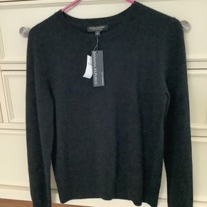 NWT Banana Republic 100 % Cashmere Sweater